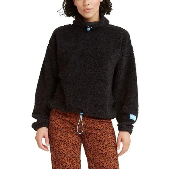 Levi's ® Women's Aura Sherpa Pullover Sweater - Picture 1 of 4